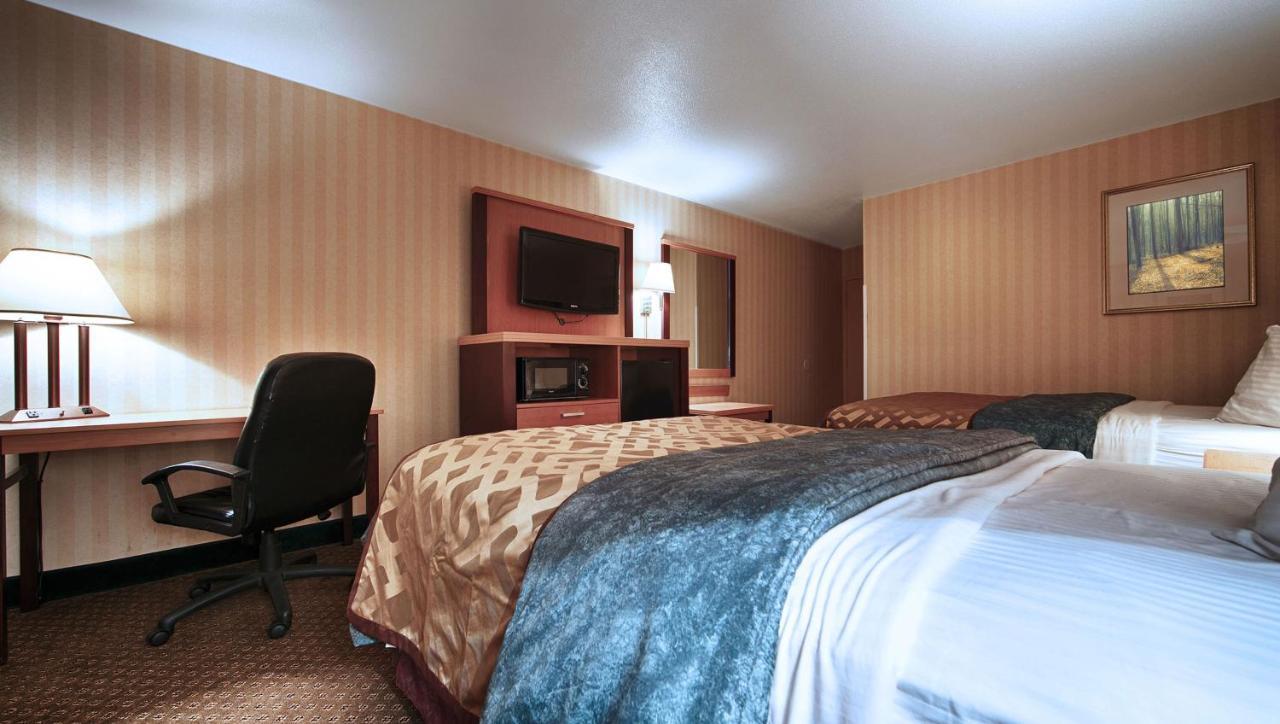 Magnuson Grand Columbus North Hotel Exterior foto