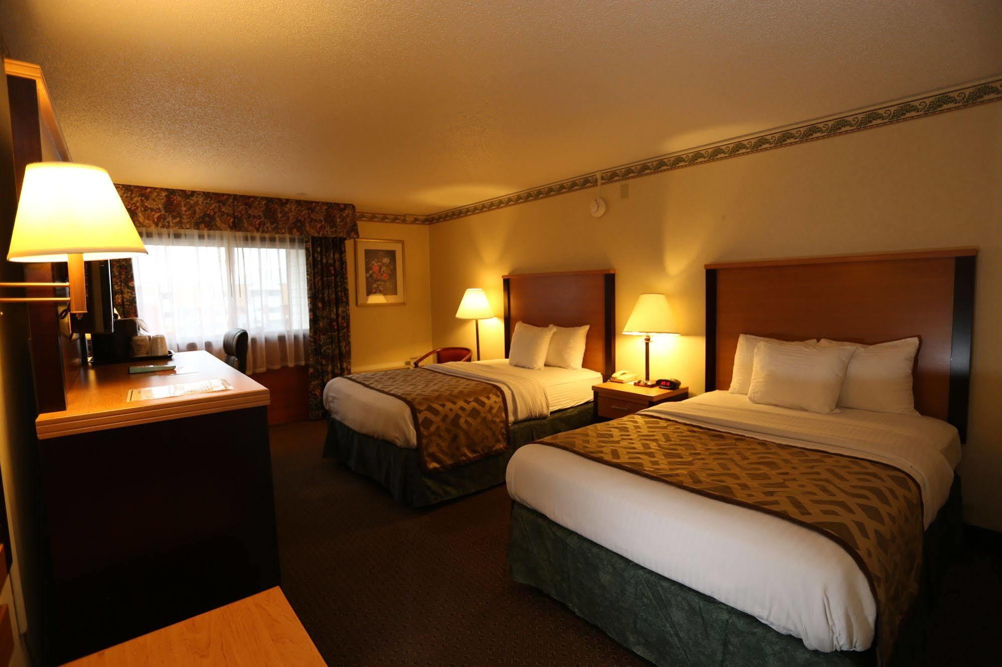 Magnuson Grand Columbus North Hotel Exterior foto