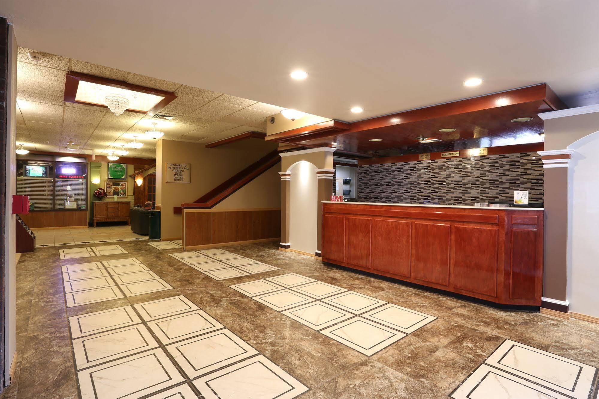 Magnuson Grand Columbus North Hotel Exterior foto